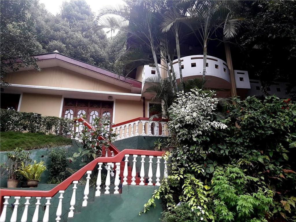 Greenwood Kandy Homestay エクステリア 写真
